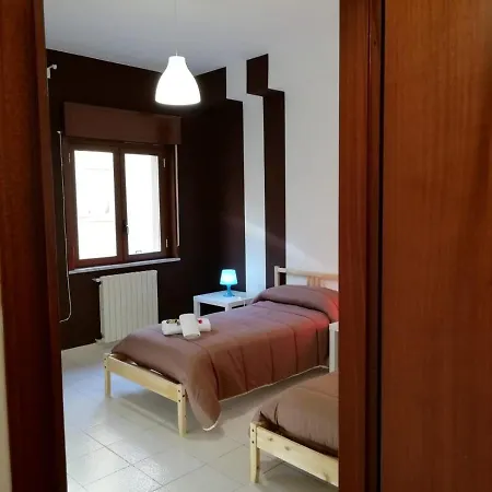Cristina Oda ve Kahvaltı Villarosa